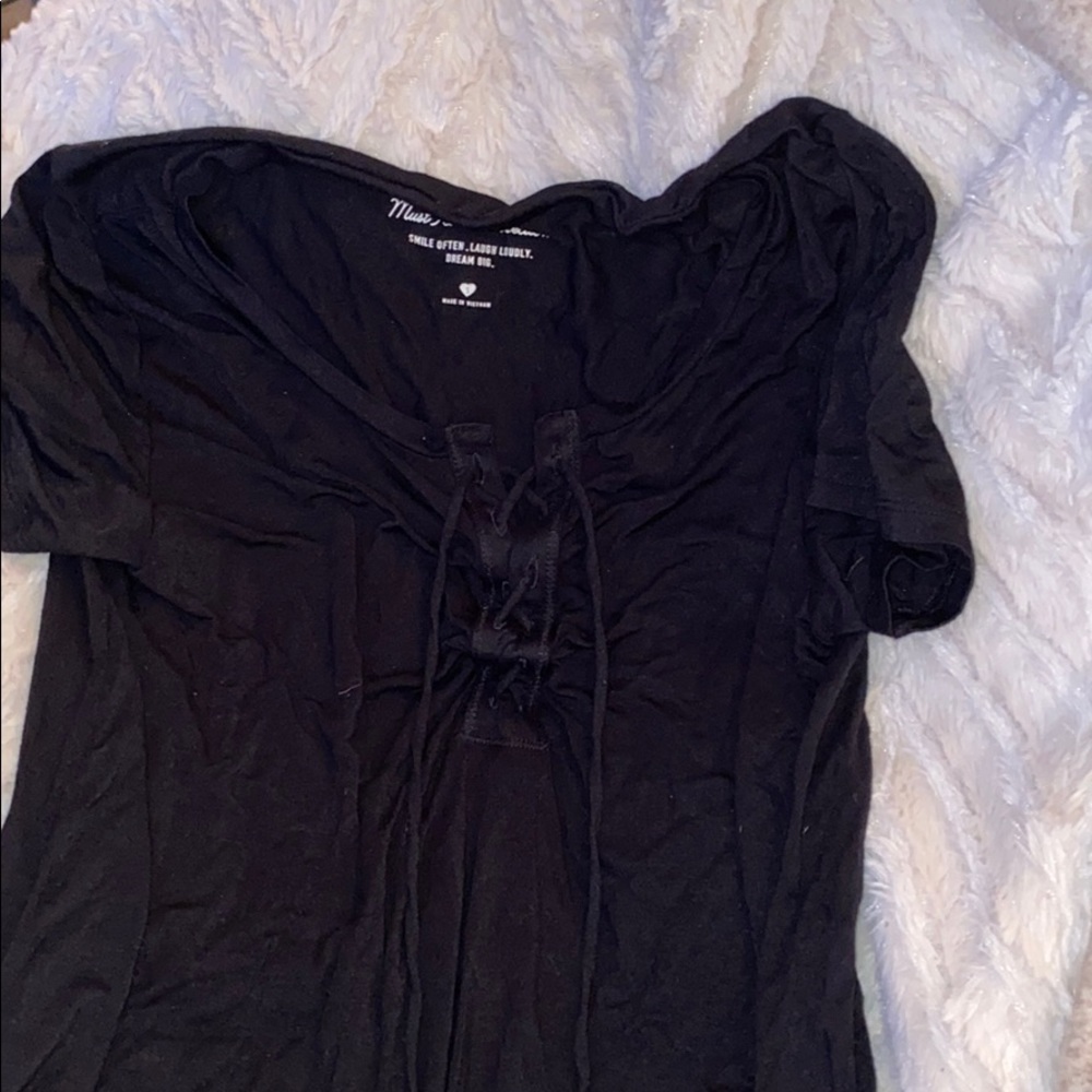 black shirt